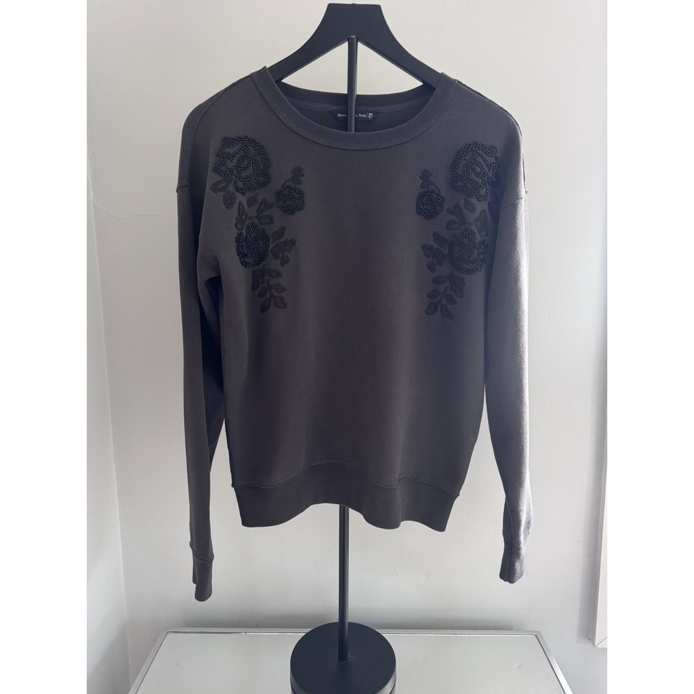 Abercrombie Fitch Sweatshirt Womens XS Black Floral Beaded‎ Crewneck Raw Hem